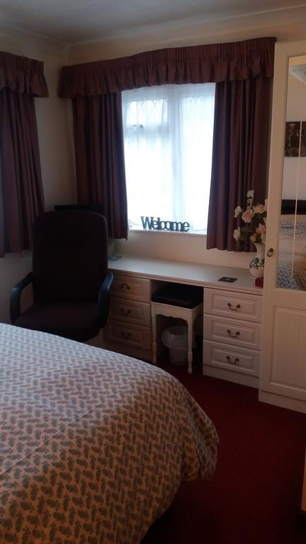 Orton Waterville Residence Peterborough Extérieur photo
